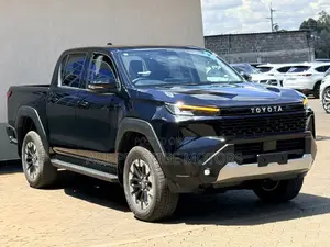 Toyota Hilux 2026 Black