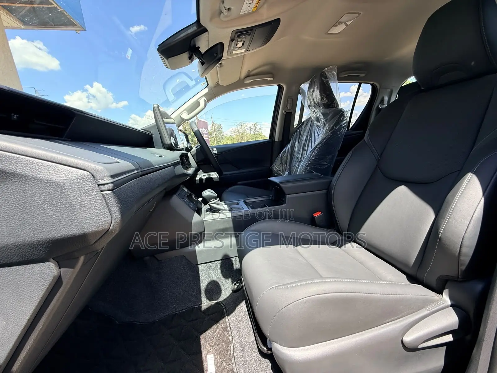 Toyota Hilux 2026 Black