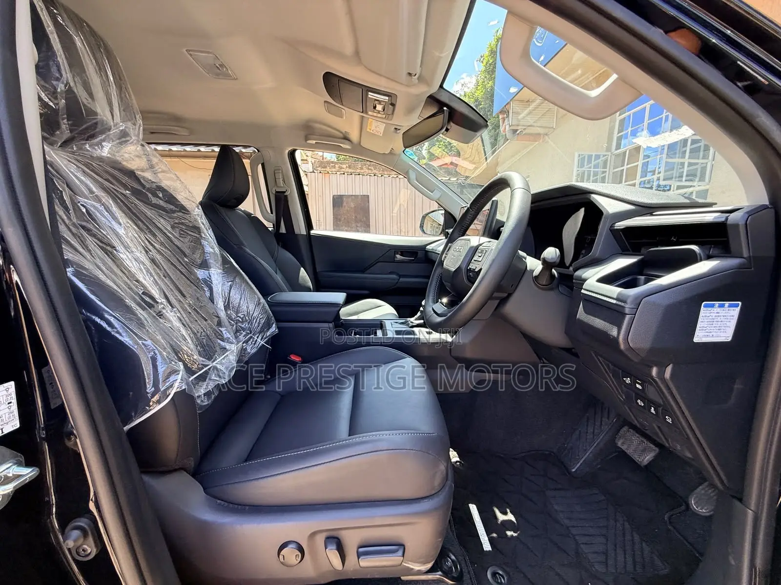 Toyota Hilux 2026 Black