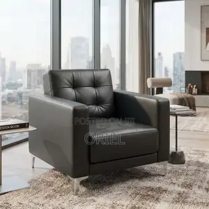 Single-Seater Leather Sofa – Compact Seating for Small Spaces