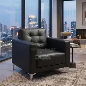 Single-Seater Leather Sofa – Compact Seating for Small Spaces