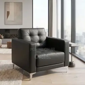 Single-Seater Leather Sofa – Compact Seating for Small Spaces
