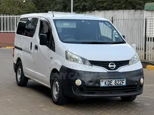 Nissan NV200 2015 White