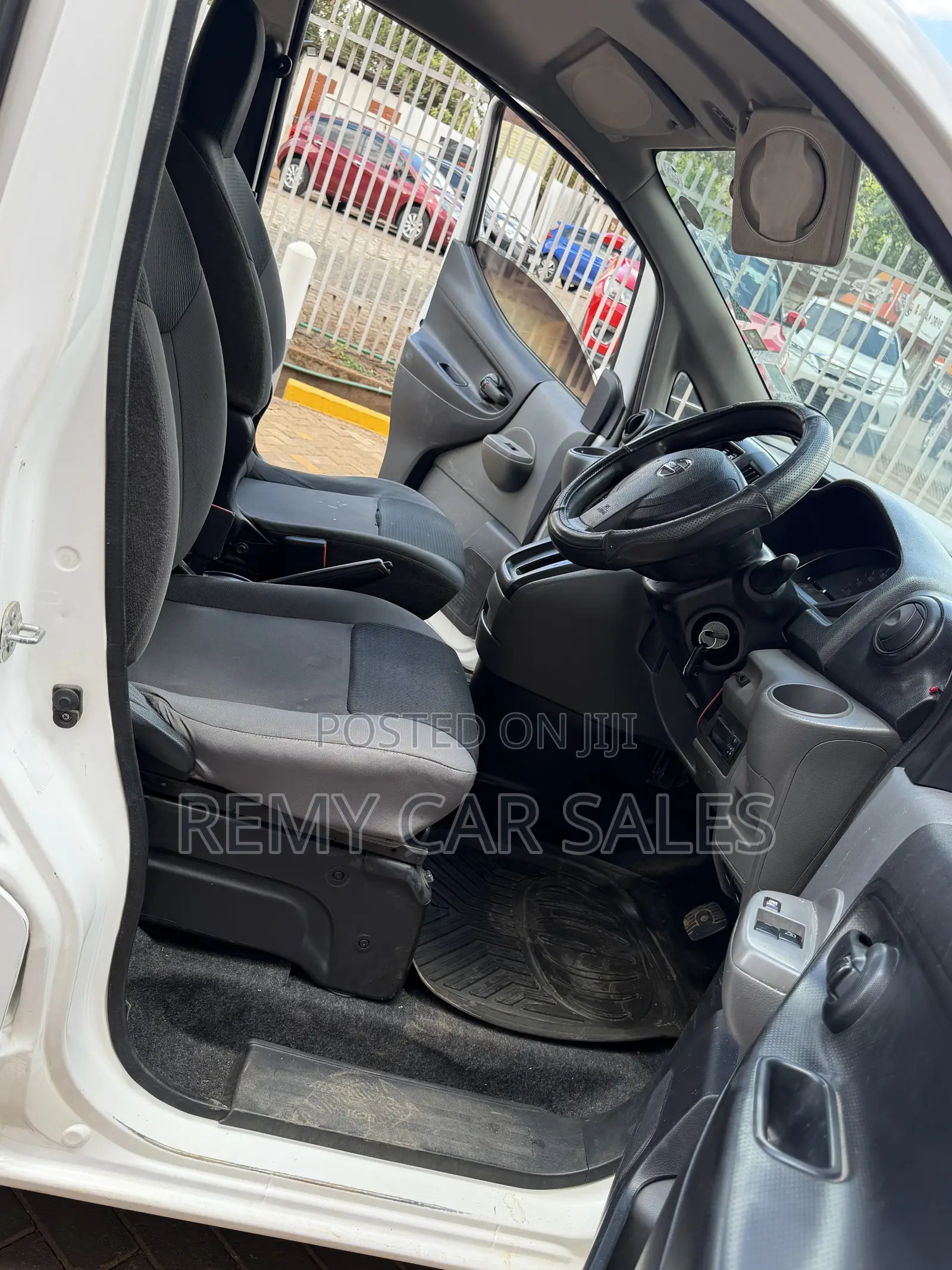 Nissan NV200 2015 White