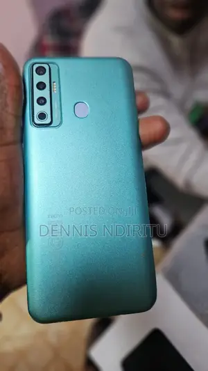Tecno Camon 18i 128 GB Blue
