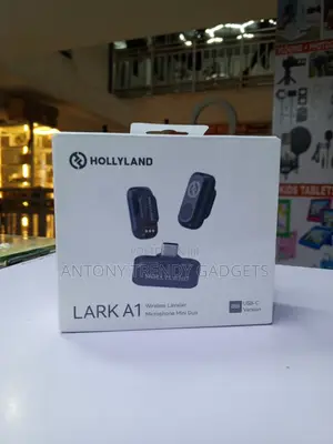 Hollyland Lark A1 Mini Duo Wireless Lapel Mic for Video Creators
