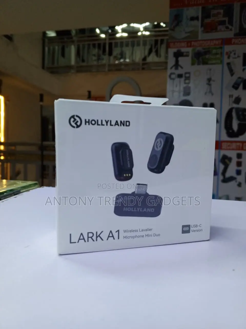 Hollyland Lark A1 Mini Duo Wireless Microphone for Digital Media
