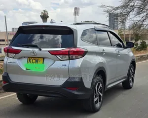 Toyota Rush 2019 Silver