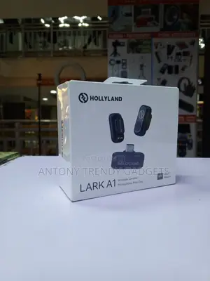 Hollyland Lark A1 Mini Duo Dual Wireless Lapel Mic Recording Kit