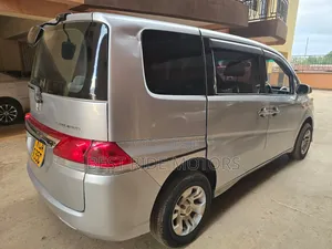 Honda Stepwgn 2007 Silver
