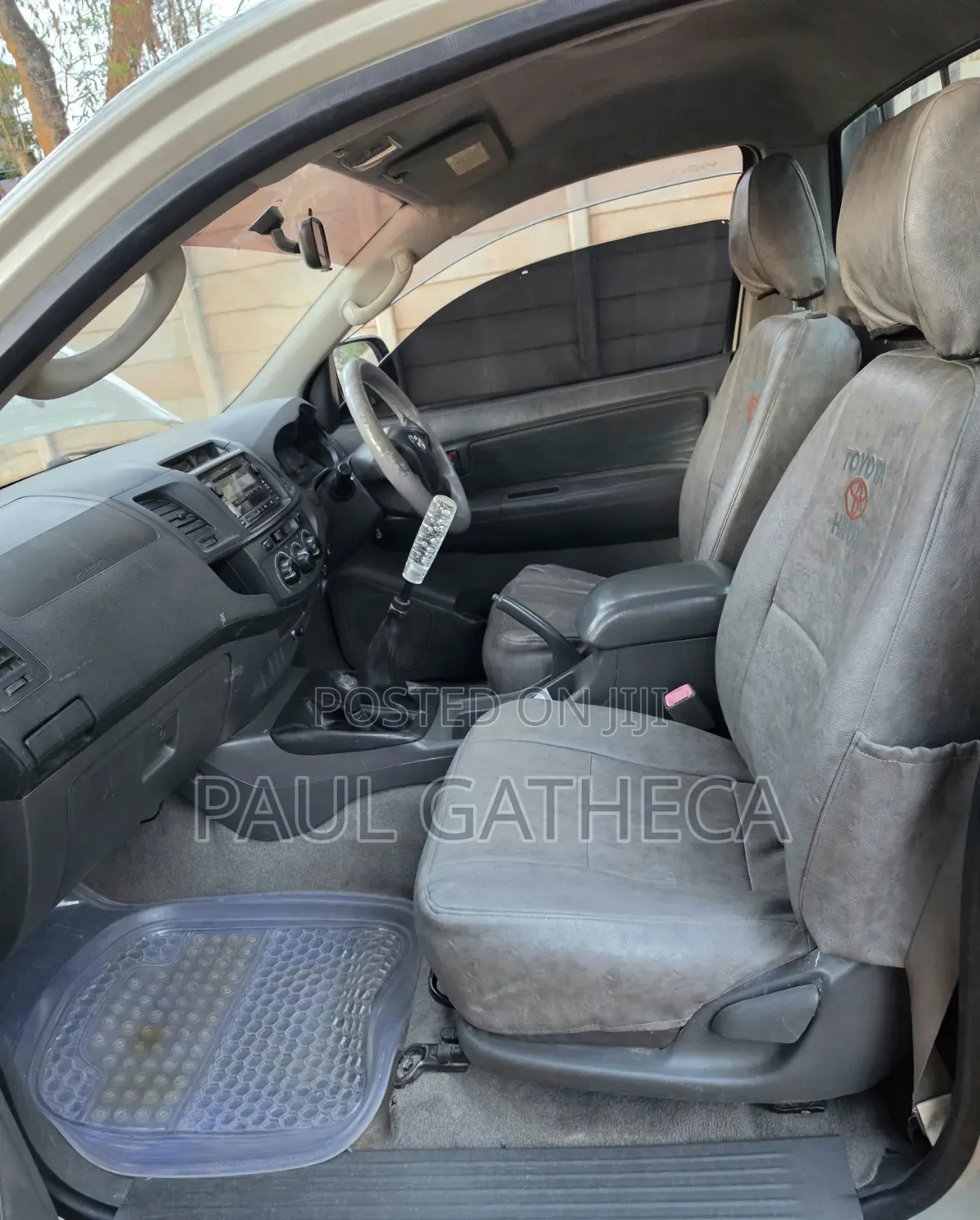 Toyota Hilux 2012 Silver