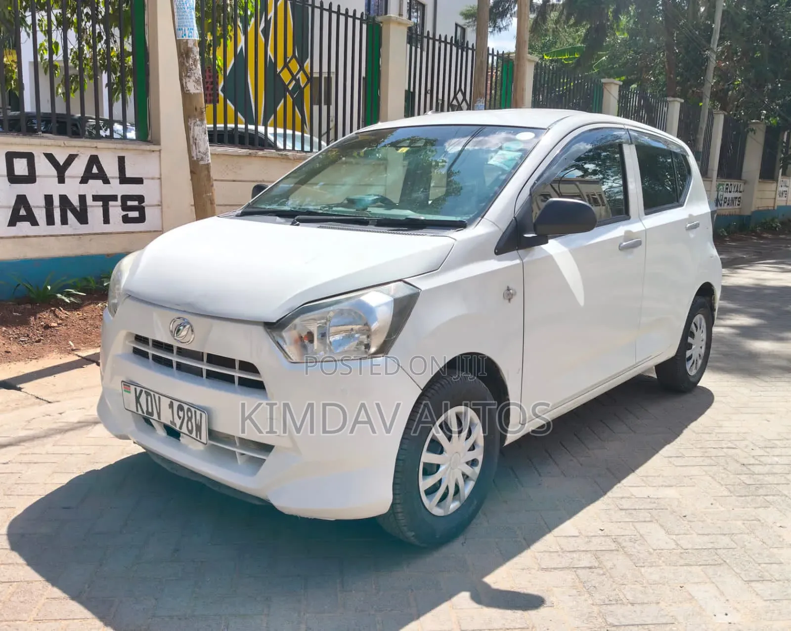 Daihatsu Mira 2018 White