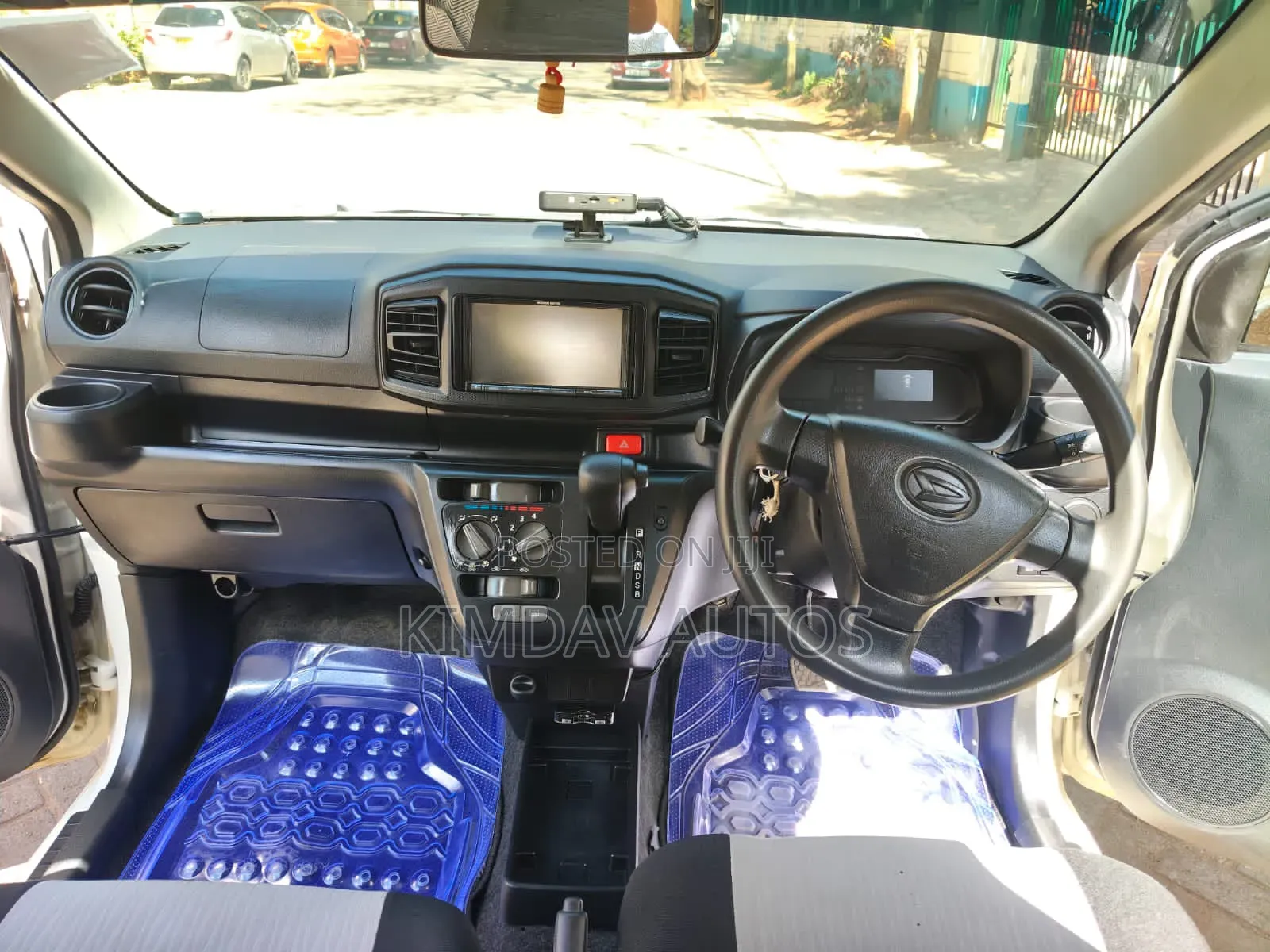 Daihatsu Mira 2018 White