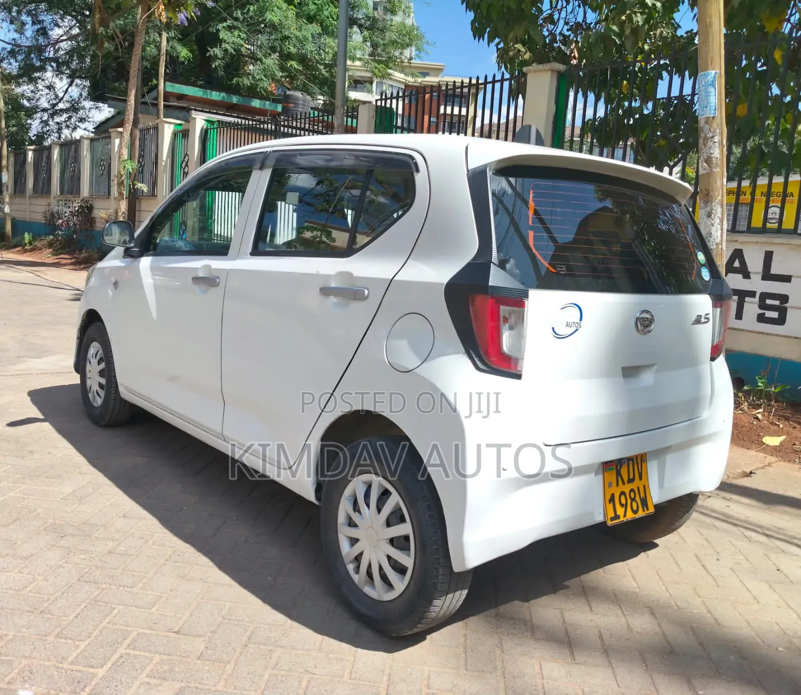 Daihatsu Mira 2018 White