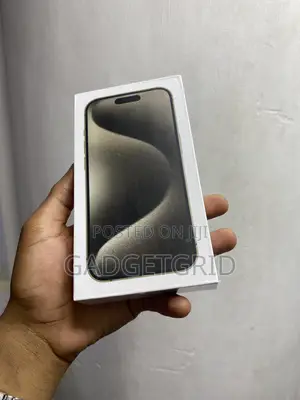 New Apple iPhone 15 Pro 256 GB