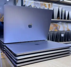 Laptop Apple MacBook Pro 2019 16GB Intel Core i7 SSD 256GB