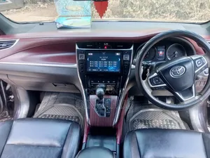Toyota Harrier 2.0 2016 Matt Black