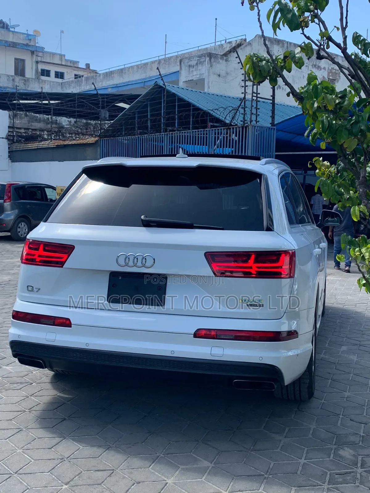 Audi Q7 2019 White
