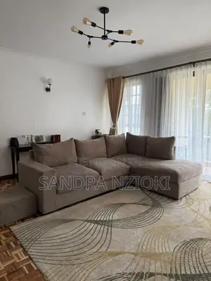 5 Seater L-Shaped Couch