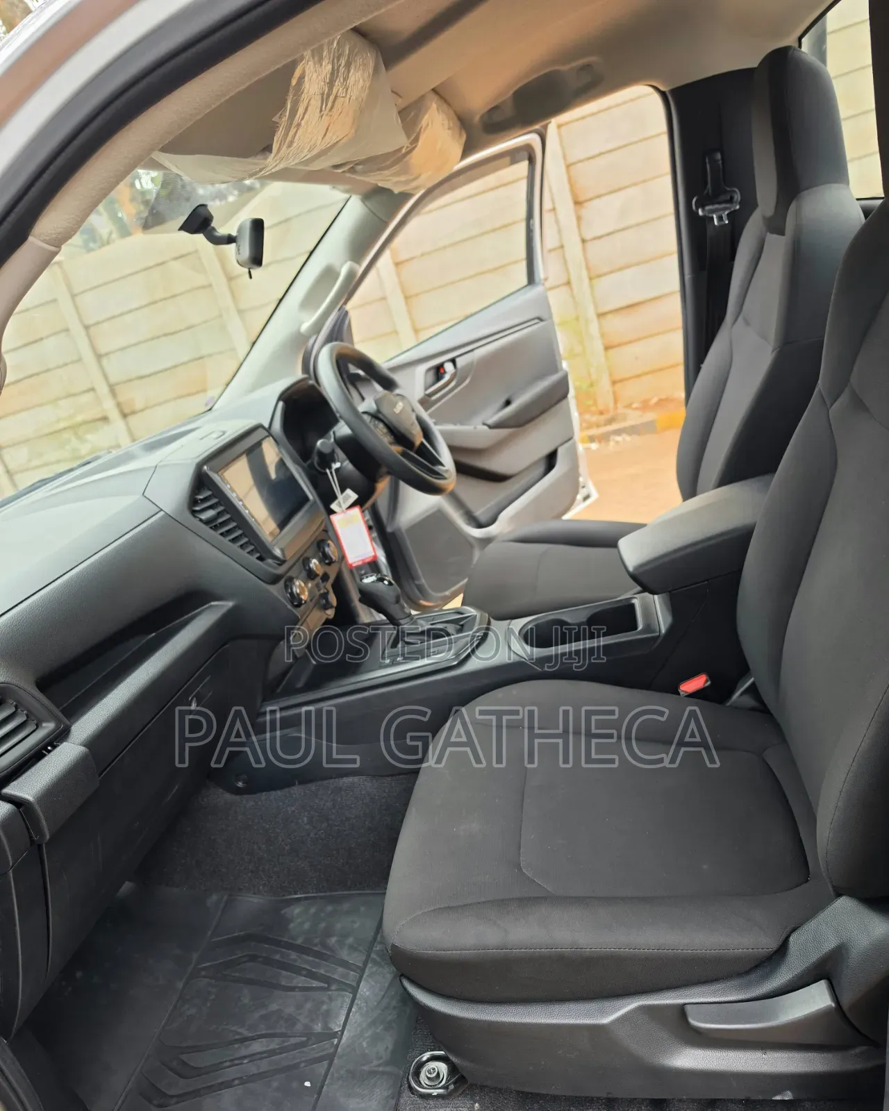 Isuzu D-MAX 2026 Silver