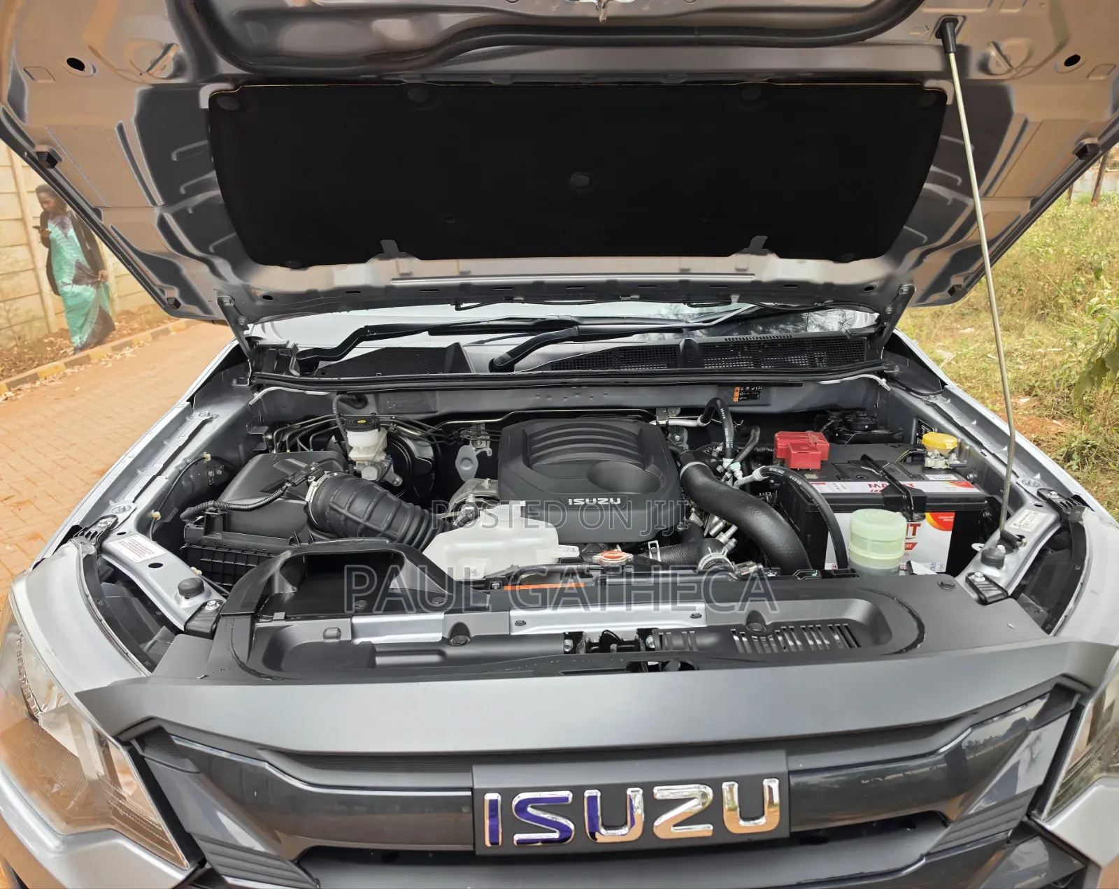 Isuzu D-MAX 2026 Silver
