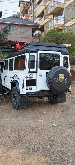 Land Rover Defender 2011 White