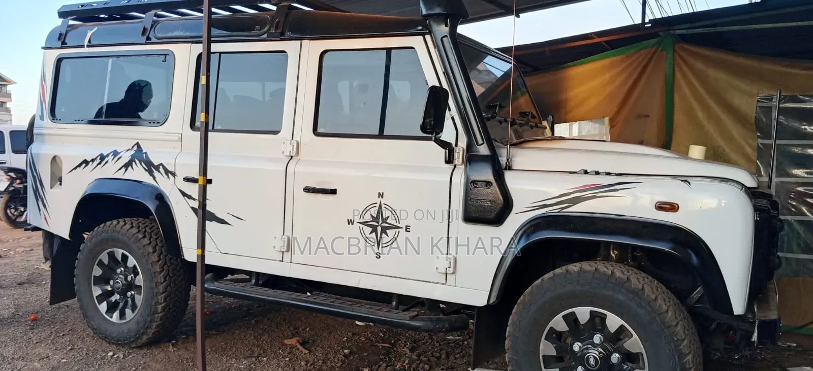 Land Rover Defender 2011 White