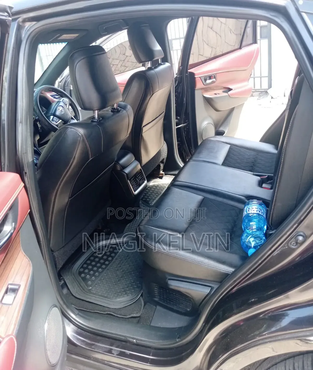 Toyota Harrier 2.0 2016 Black