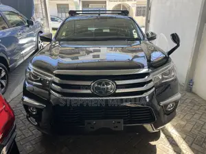 Toyota Hilux Revo Double Cab Deisel 2.4 AWD 2020 Black