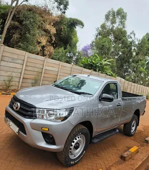 Toyota Hilux 2017 Silver