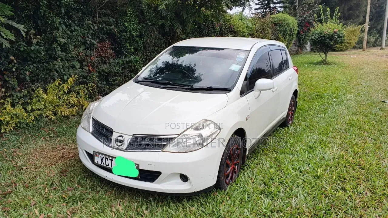 Nissan Tiida 2011 White