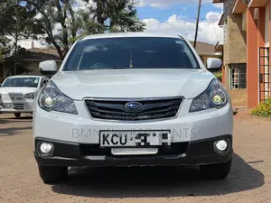 Subaru Outback 2012 White
