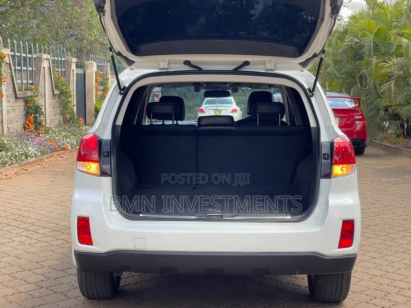 Subaru Outback 2012 White