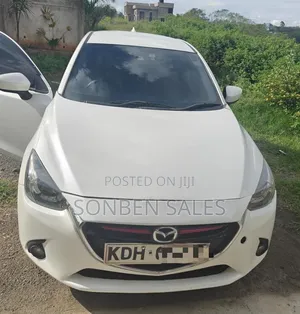 Mazda Demio 2016 White
