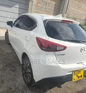 Mazda Demio 2016 White