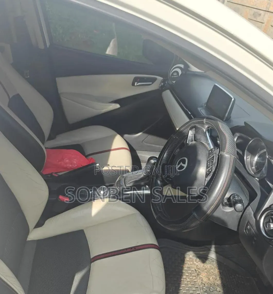 Mazda Demio 2016 White
