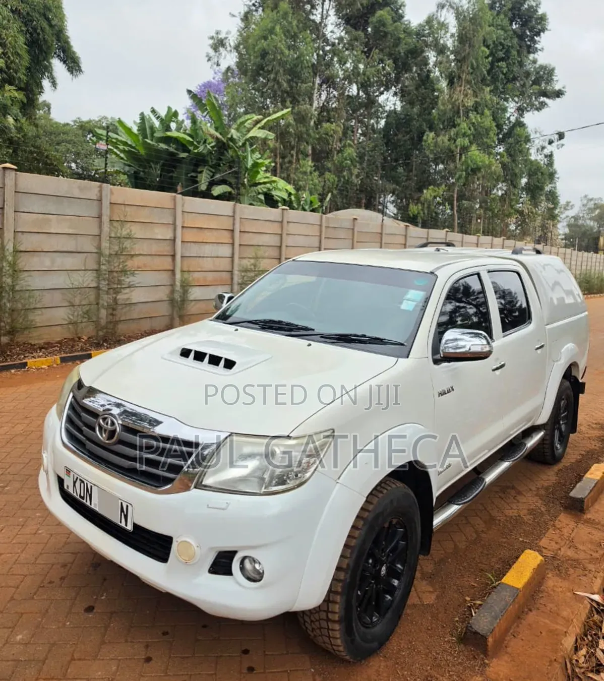 Toyota Hilux 2016 White