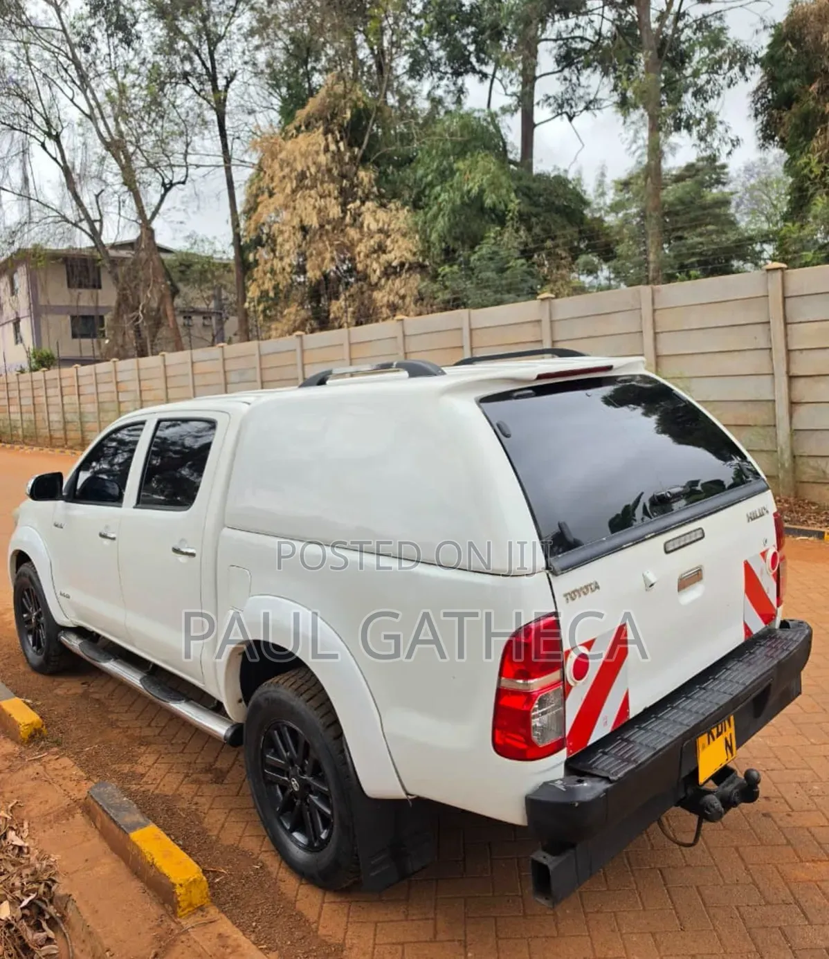Toyota Hilux 2016 White