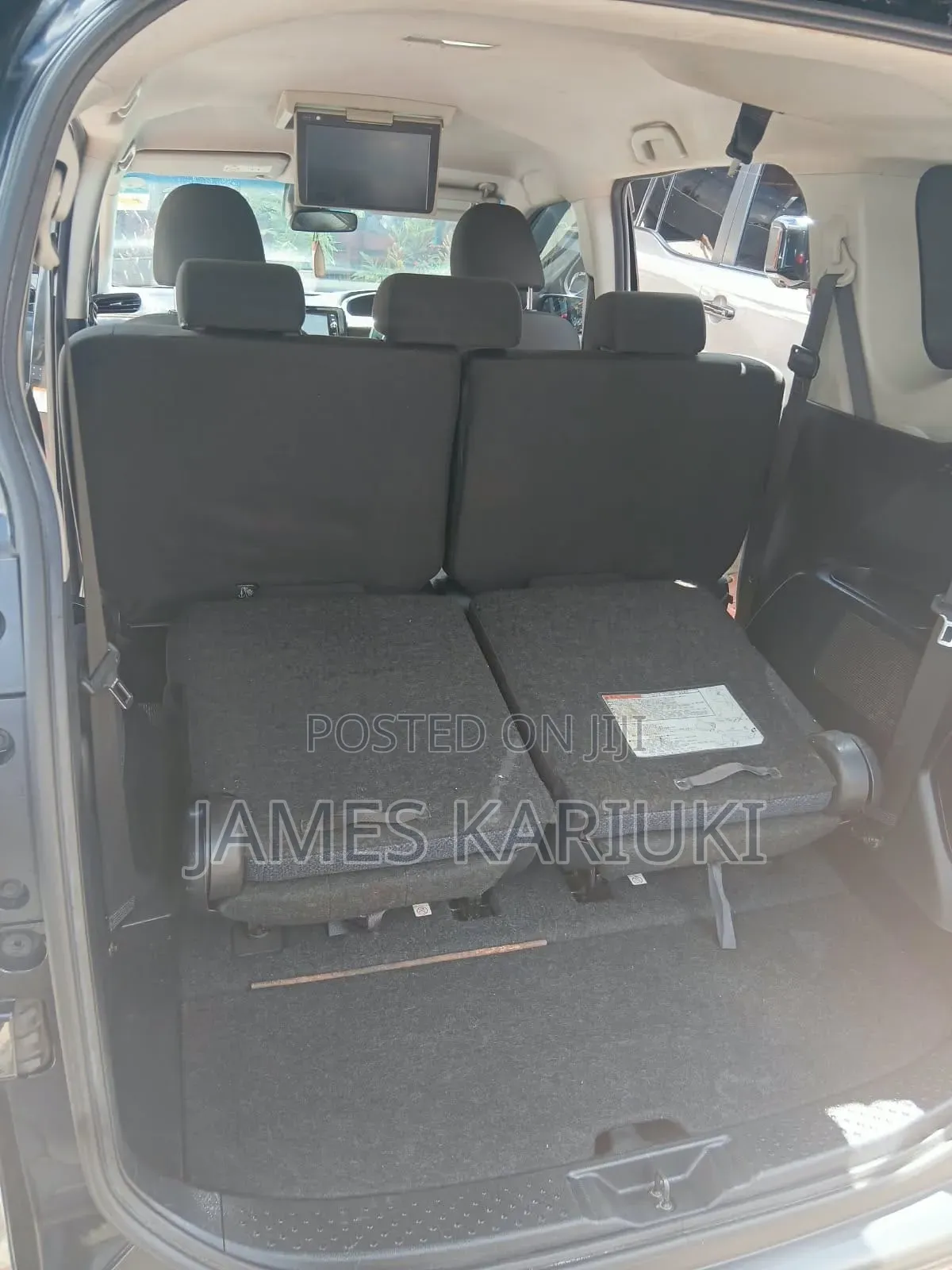 Toyota Sienta 2016 Black