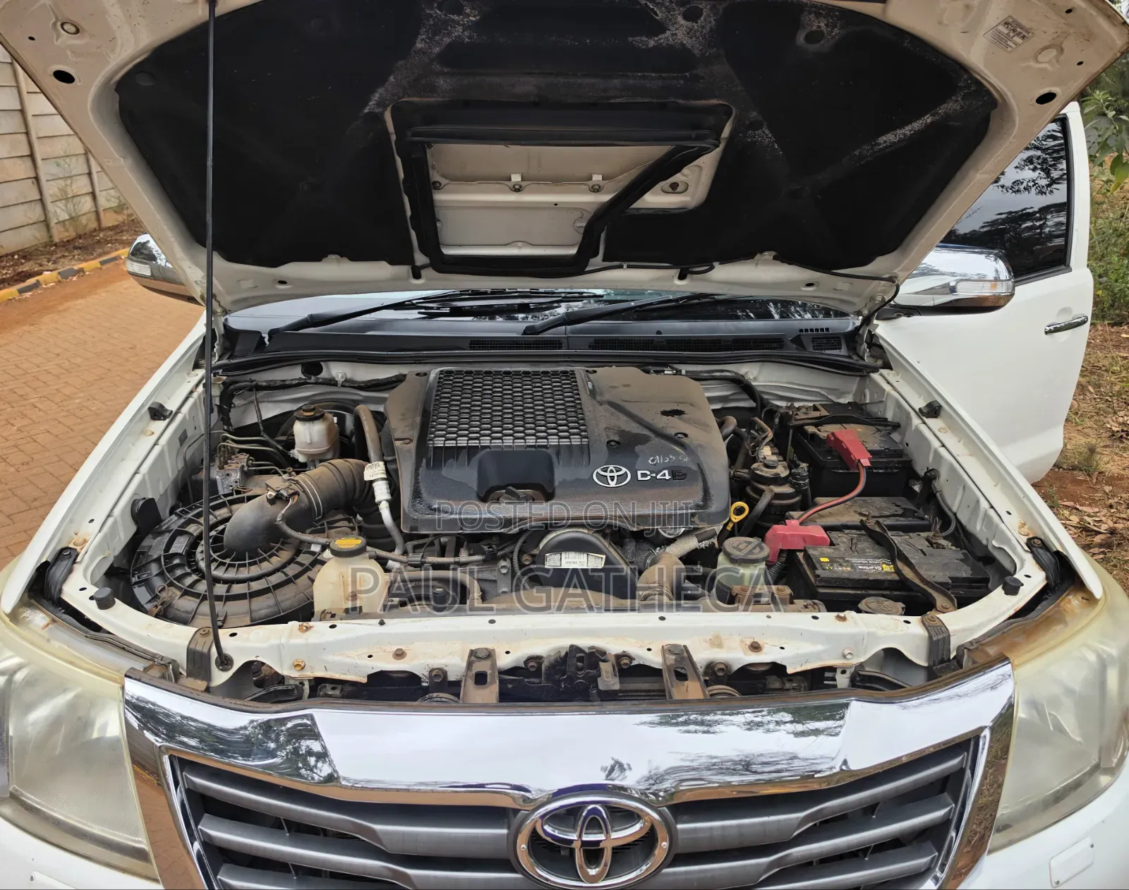 Toyota Hilux 2016 White