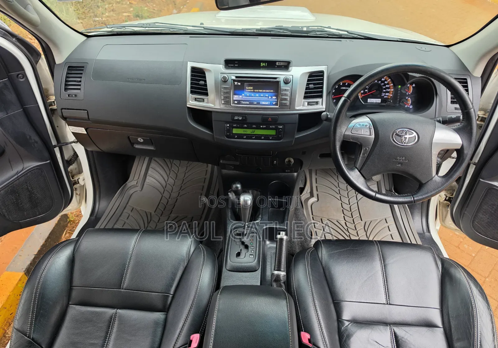 Toyota Hilux 2016 White