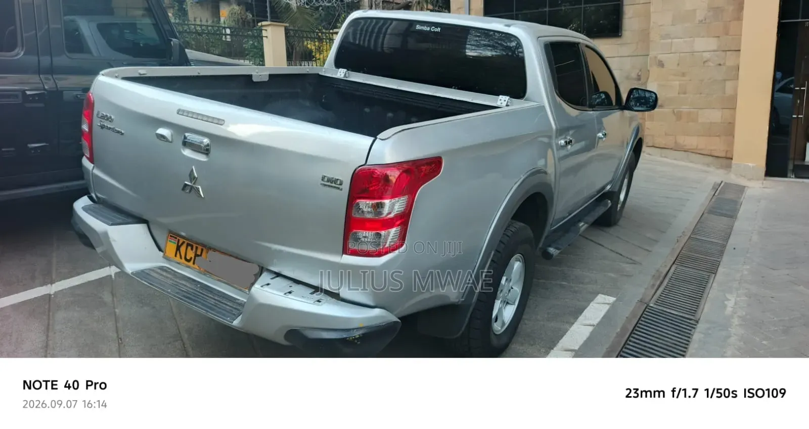 Mitsubishi L200 2016 Silver