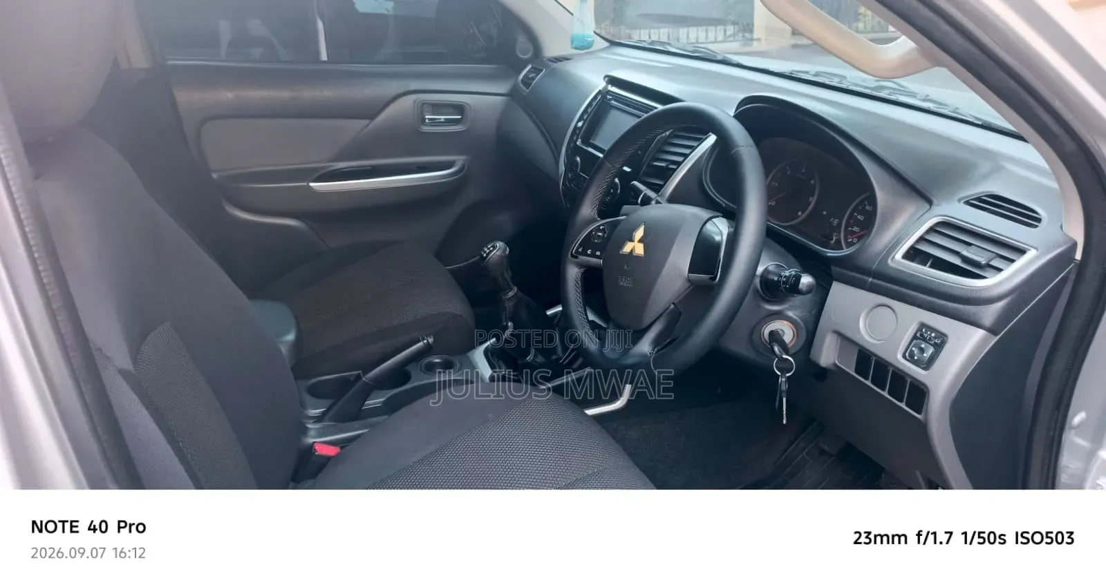 Mitsubishi L200 2016 Silver