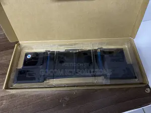 MacBook A1990/A1953 Battery