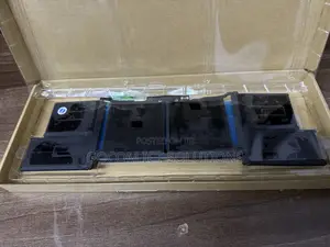 MacBook A1990/A1953 Battery