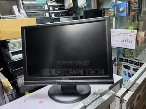 22inch TFT Monitor With Inbuilt Speakers