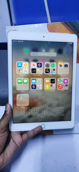 Apple iPad Air 2 64 GB Gray