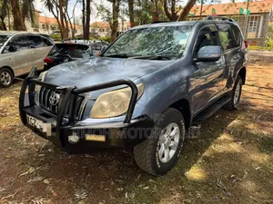 Toyota Land Cruiser Prado 2016 Gray