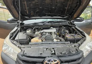 Toyota Hilux 2019 Gray