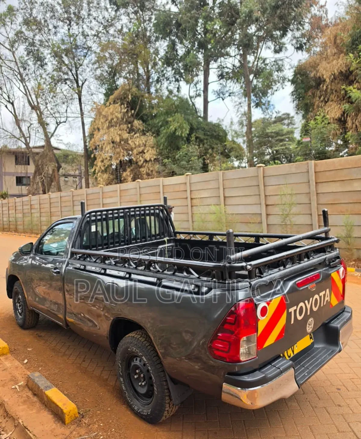 Toyota Hilux 2019 Gray